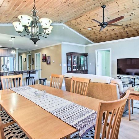 Readfield Retreat With Lake Maranacook Views! Buitenkant foto
