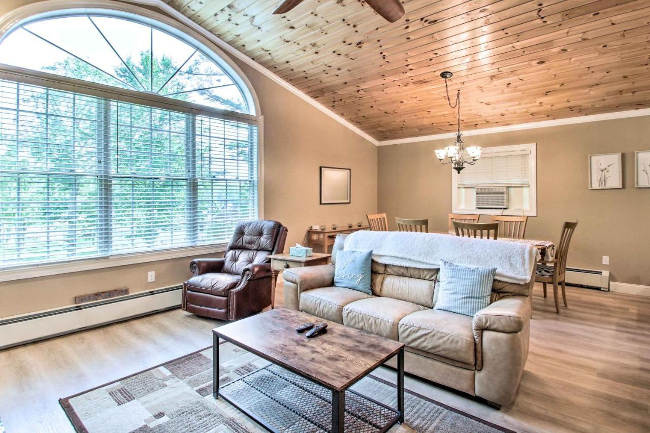 Readfield Retreat With Lake Maranacook Views! Buitenkant foto