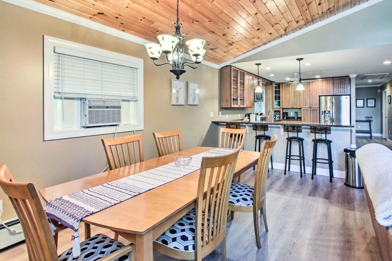 Readfield Retreat With Lake Maranacook Views! Buitenkant foto