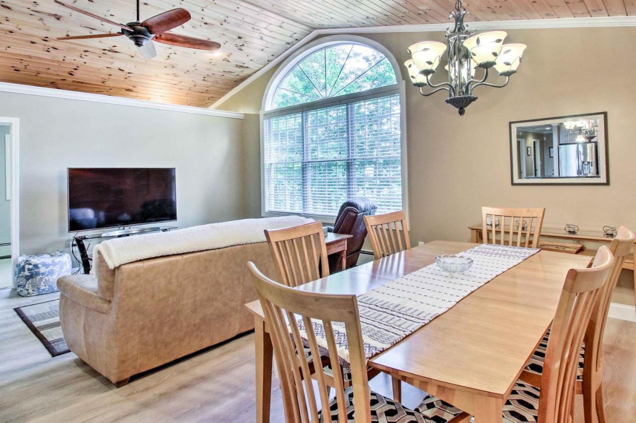 Readfield Retreat With Lake Maranacook Views! Buitenkant foto